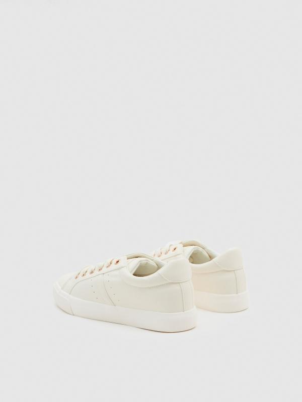 In Side Deportiva Básica Crema