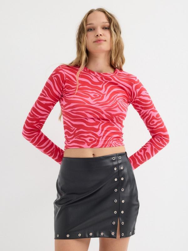 In side Falda mini negra efecto piel tachas