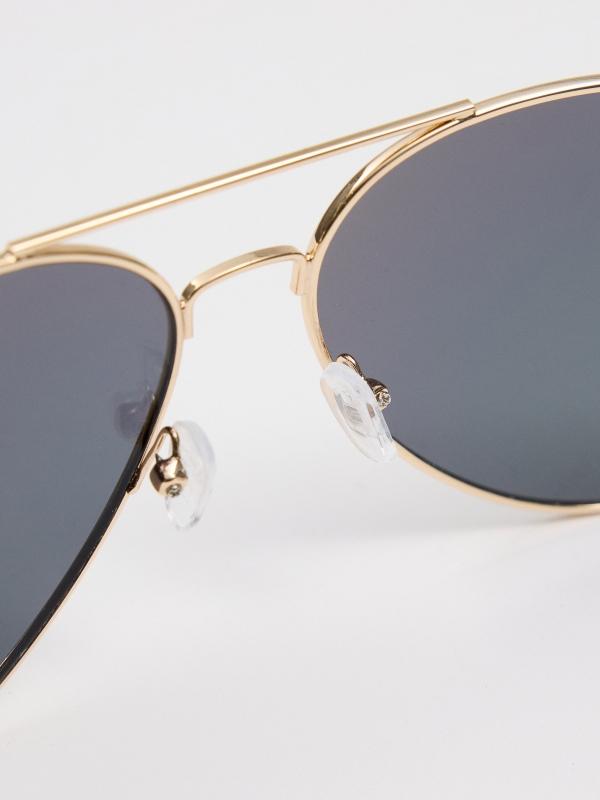 In Side Gafas De Sol De Gota