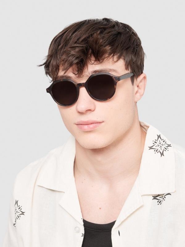 In Side Gafas De Sol Geométrica