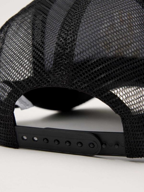 In Side Gorra Trucker Estampada