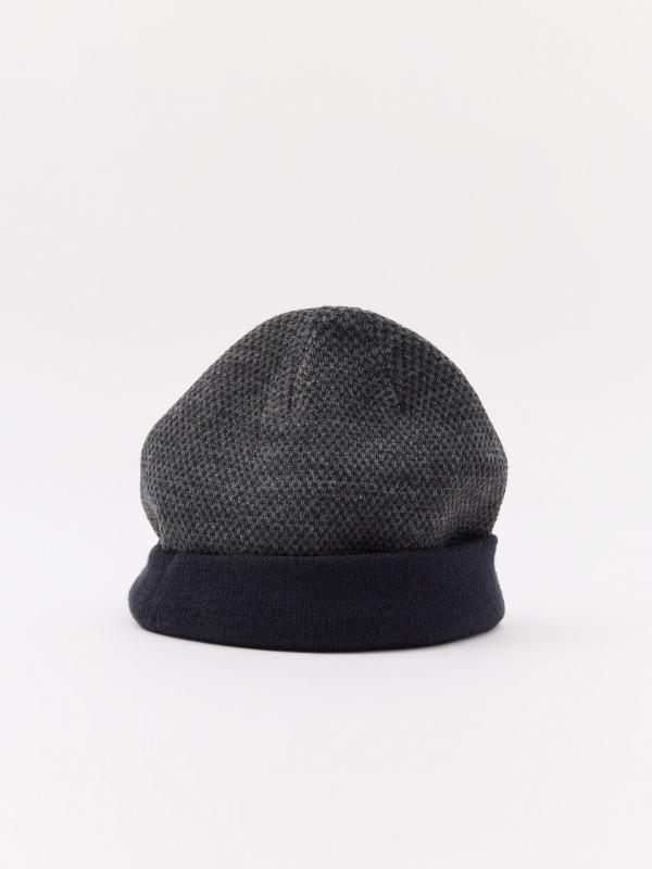 In side Gorro gris oscuro