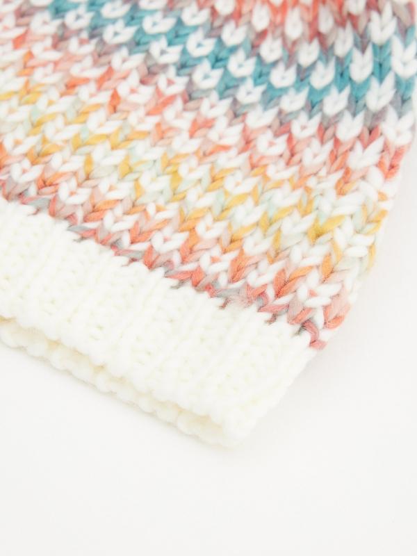 In Side Gorro Multicolor Con Pompón