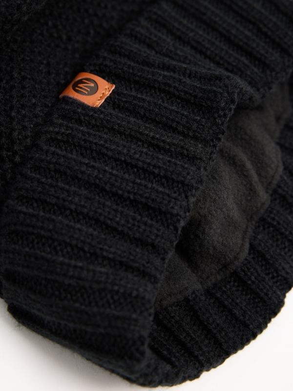 In Side Gorro Punto Forro Polar