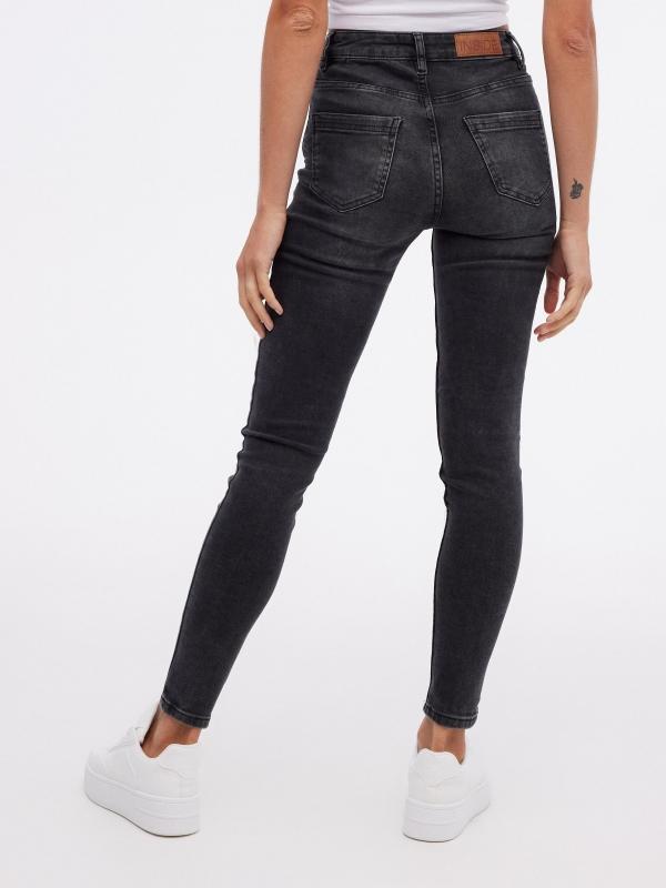 In Side Jeans Skinny Básicos Negro