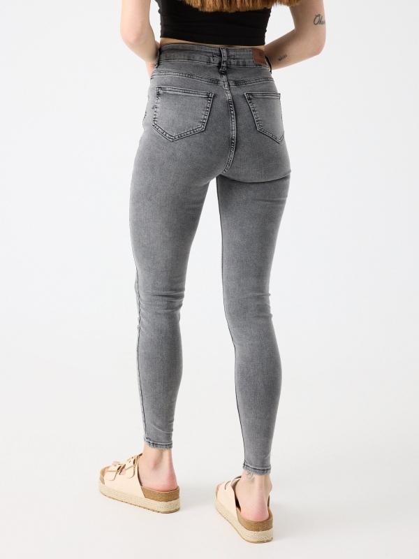 In Side Jeans Skinny Negro Lavado Tiro Muy Alto