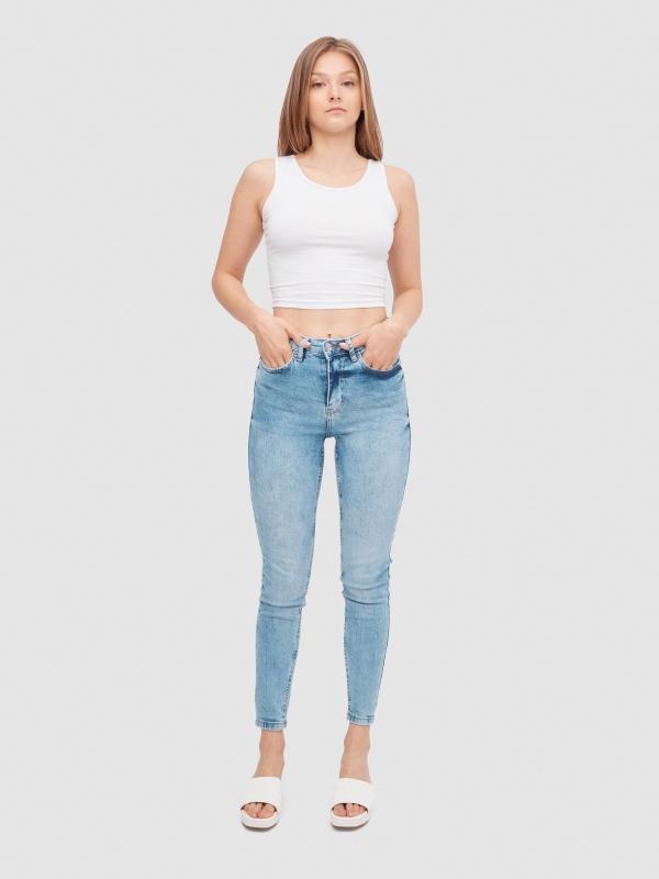 In side Jeans skinny tiro medio