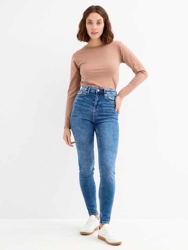 In side Jeans skinny tiro medio