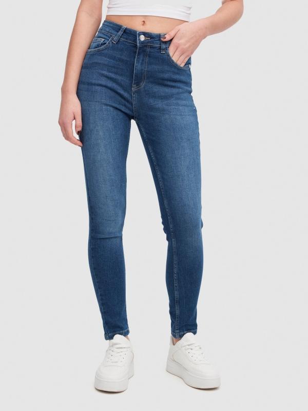 In Side Jeans Skinny Tiro Medio Desgastados