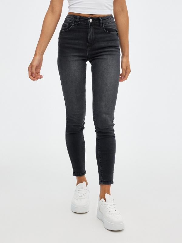 In Side Jenas Skinny Tiro Medio Básicos