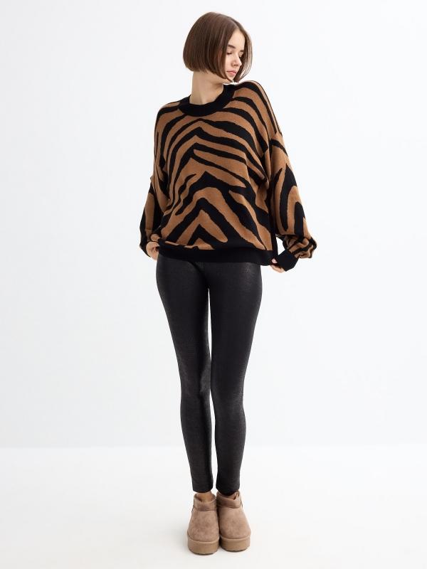 In Side Jersey Animal Print Jacquard