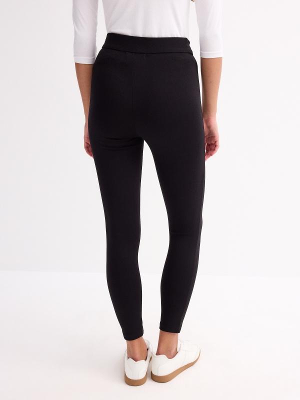 In Side Legging De Punto Con Cremallera