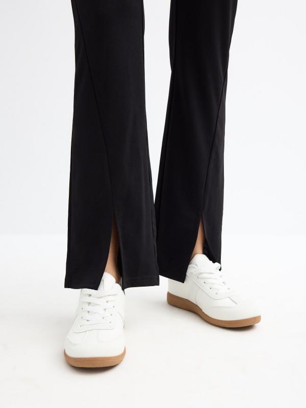 In Side Leggings Flare Bajo Abertura