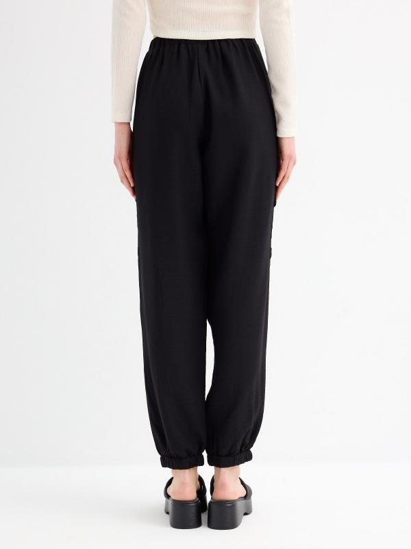 In Side Pantalón Cargo Viscosa