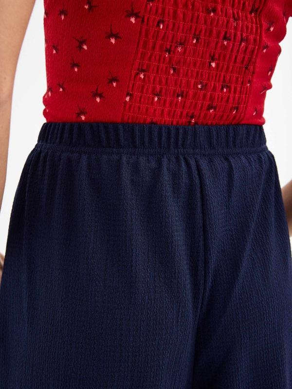 In Side Pantalón Fluido Textura