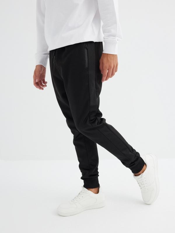 In Side Pantalón Jogger Acetato