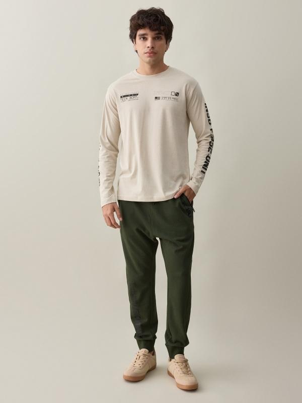 In side Pantalón jogger Attitude