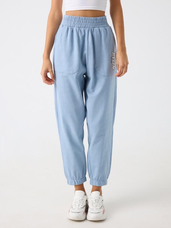 In Side Pantalón Jogger Azul Estampado