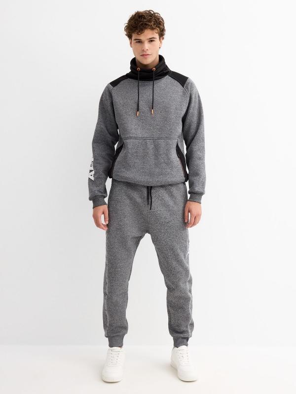 In side Pantalón jogger bolsillo atrás