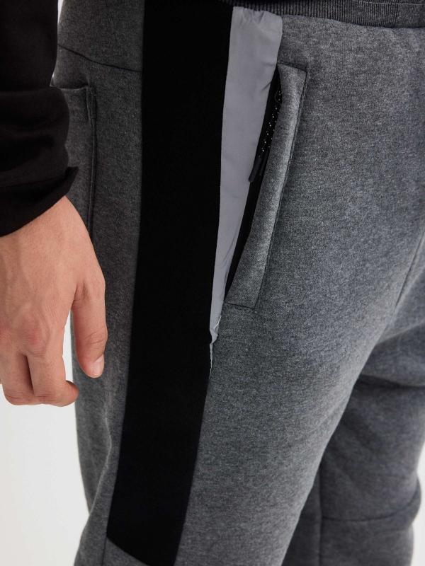 In Side Pantalón Jogger Deportivo Gris
