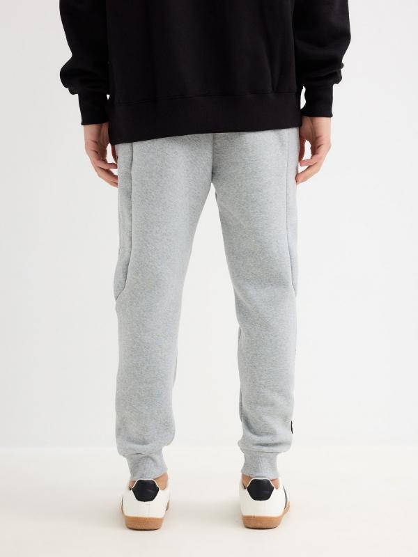 In Side Pantalón Jogger Deportivo Gris Gráficos