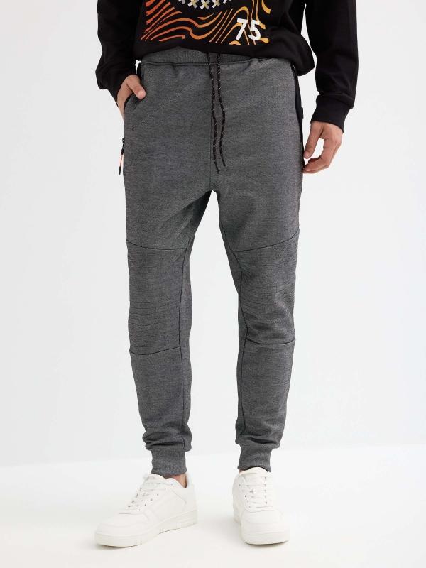 In Side Pantalón Jogger Gris Combinado