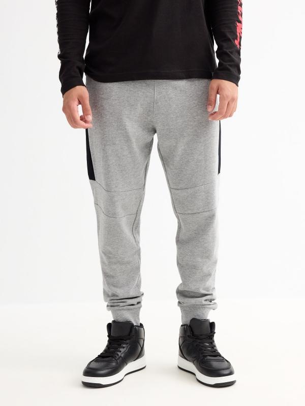 In Side Pantalón Jogger Gris Melange