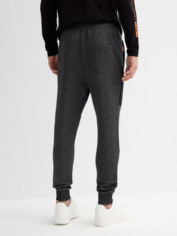 In Side Pantalón Jogger