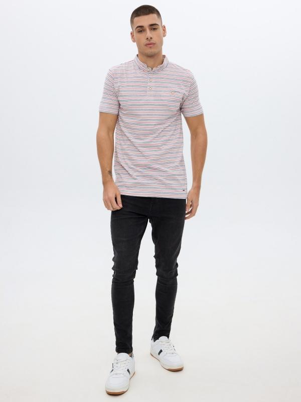 In Side Polo Rayas Cuello Mao