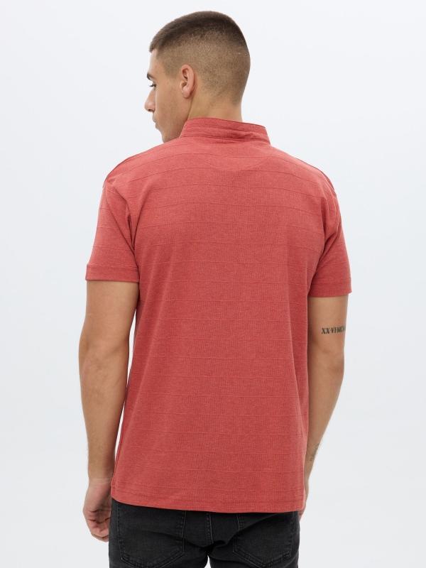 In side Polo textura cuello mao