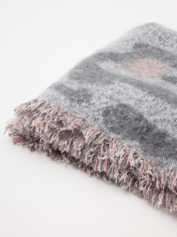 In Side Poncho Gris Con Manchas