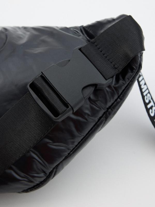 In Side Riñonera Negra Optimists