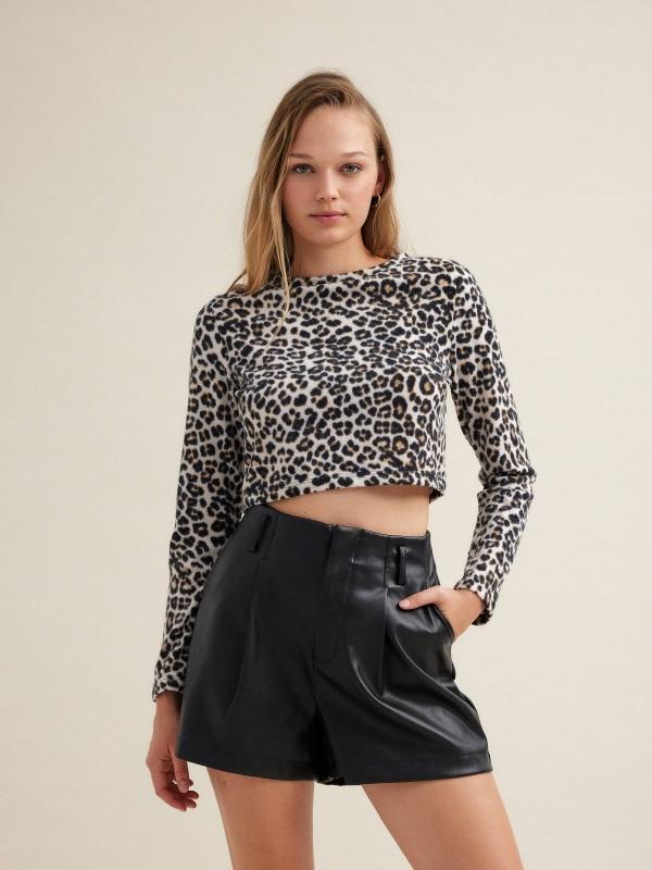 In side Shorts de polipiel