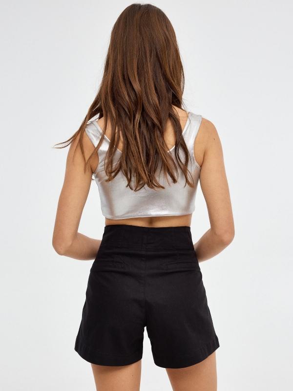 In side Shorts slim con pinzas