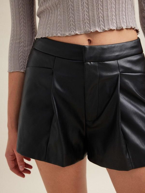 In Side Shorts Slim Polipiel