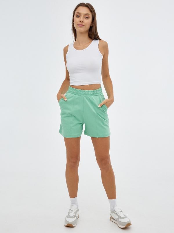 In Side Shorts Verde Felpa