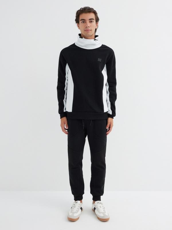 In Side Sudadera Color Block Cuello Fluido