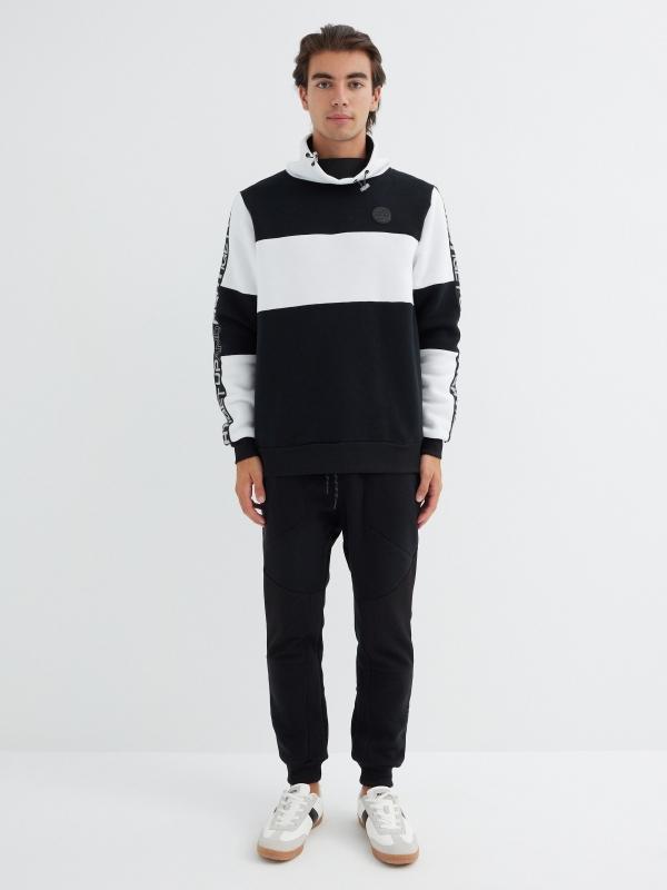 In Side Sudadera Con Cuello Envolvente