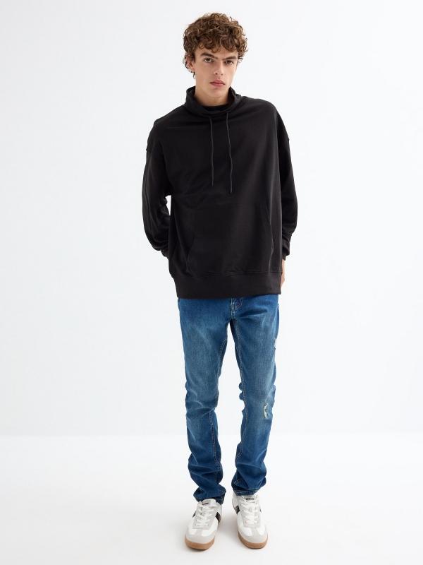 In Side Sudadera Con Cuello Negra