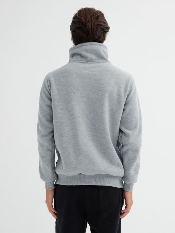 In Side Sudadera Manga Larga Cuello Cruzado Gris