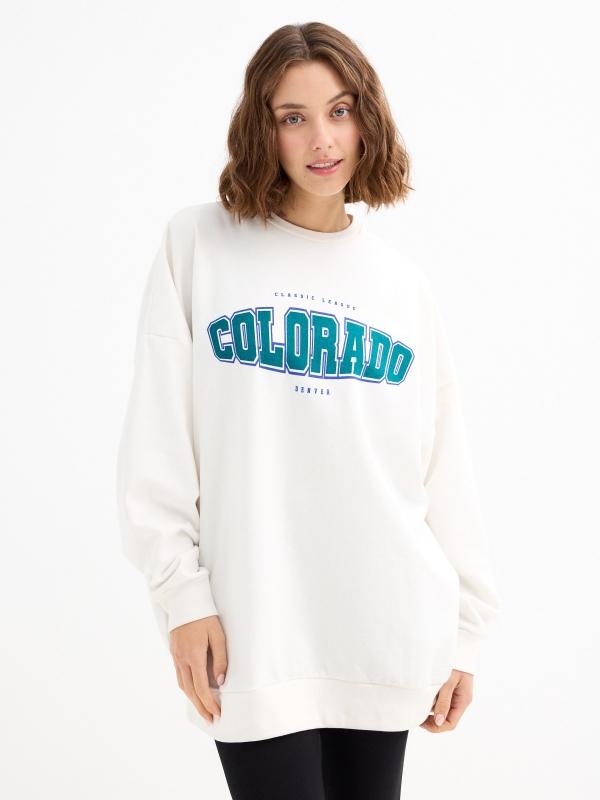 In side Sudadera oversized con estampado