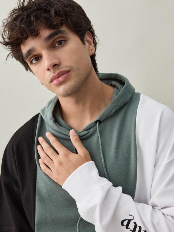 In Side Sudadera Tricolor Con Texto