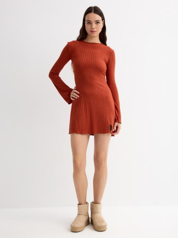 In Side Vestido Canalé Curly Mangas Flare