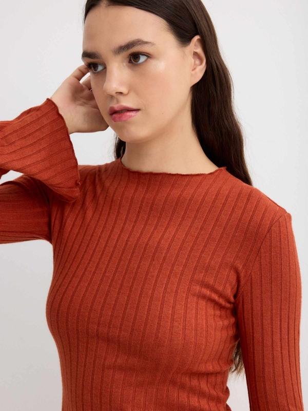 In Side Vestido Canalé Curly Mangas Flare