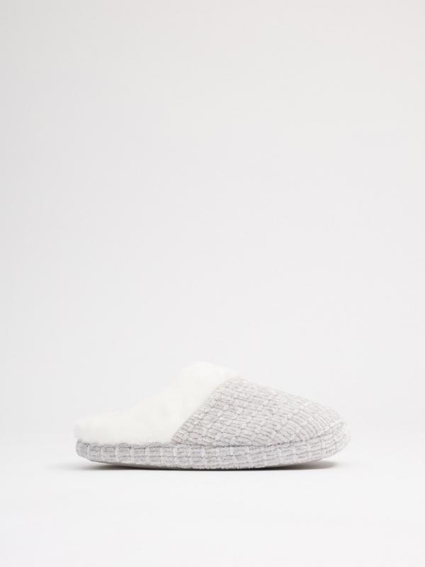 In side Zapatillas de casa banda