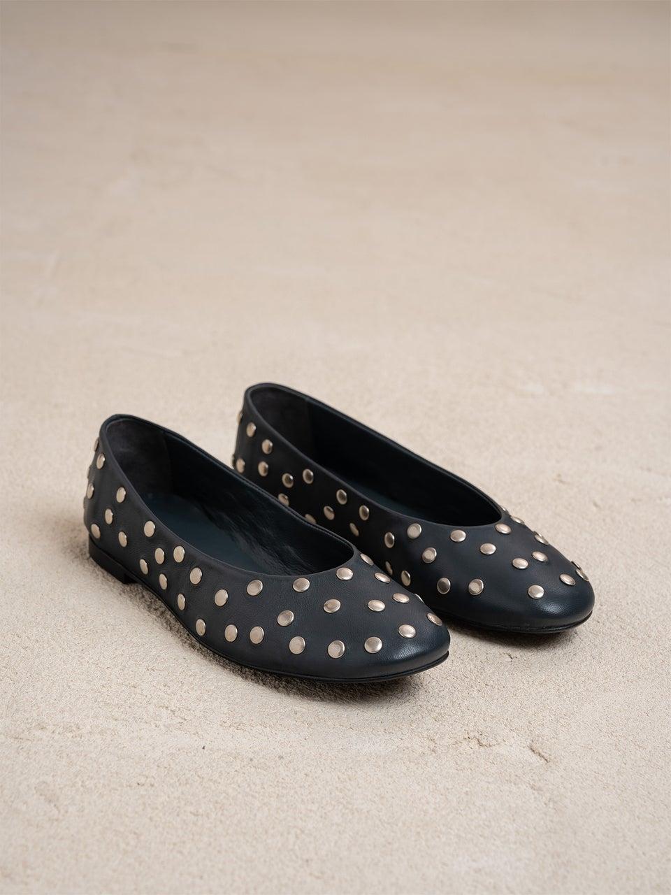 Indi & cold BAILARINA PLANA TACHUELAS