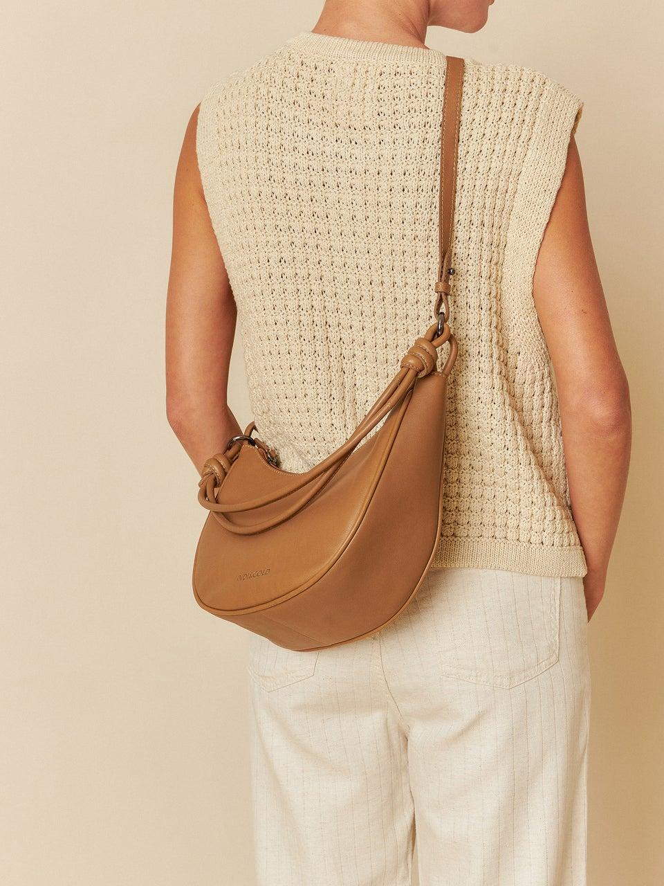 Indi & cold BOLSO PIEL MEDIA LUNA