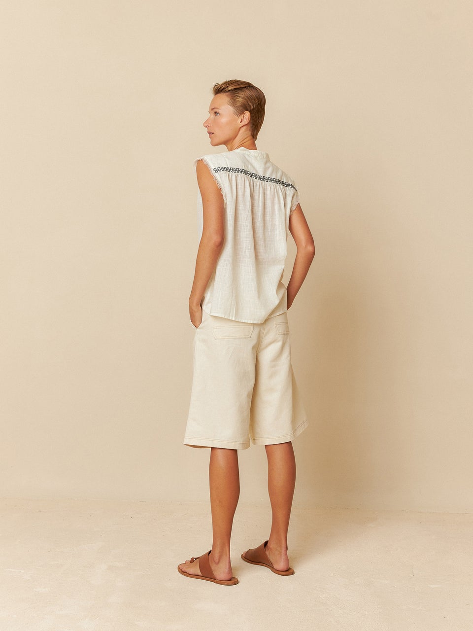 Indi & Cold CAMISA BORDADOS PUNTO DE CRUZ