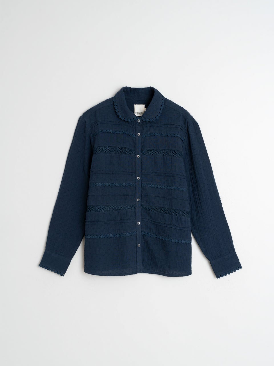 Indi & Cold CAMISA DE PLUMETI Y PUNTILLA