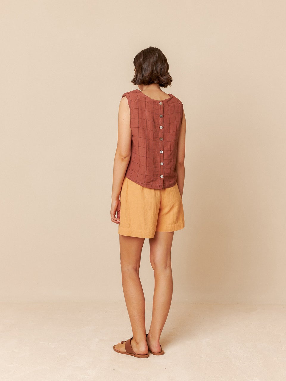 Indi & Cold CROP TOP CUADRO VENTANA